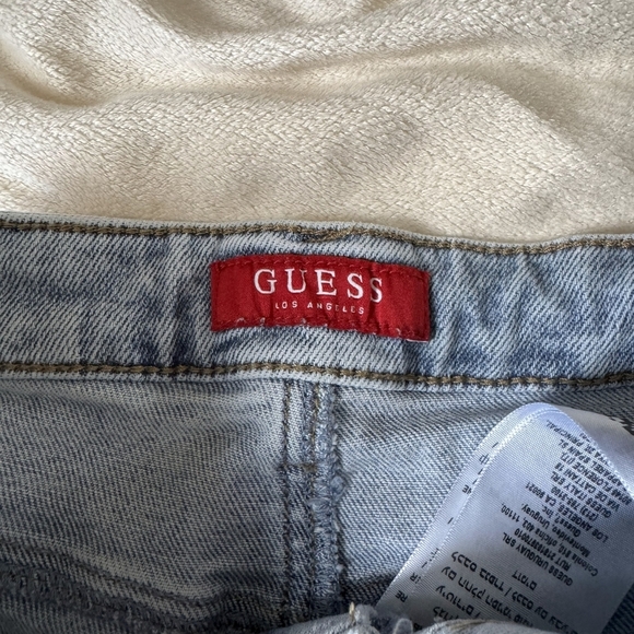 Guess Cropped Light Blue Ankle Jeans - Picture 2 of 7